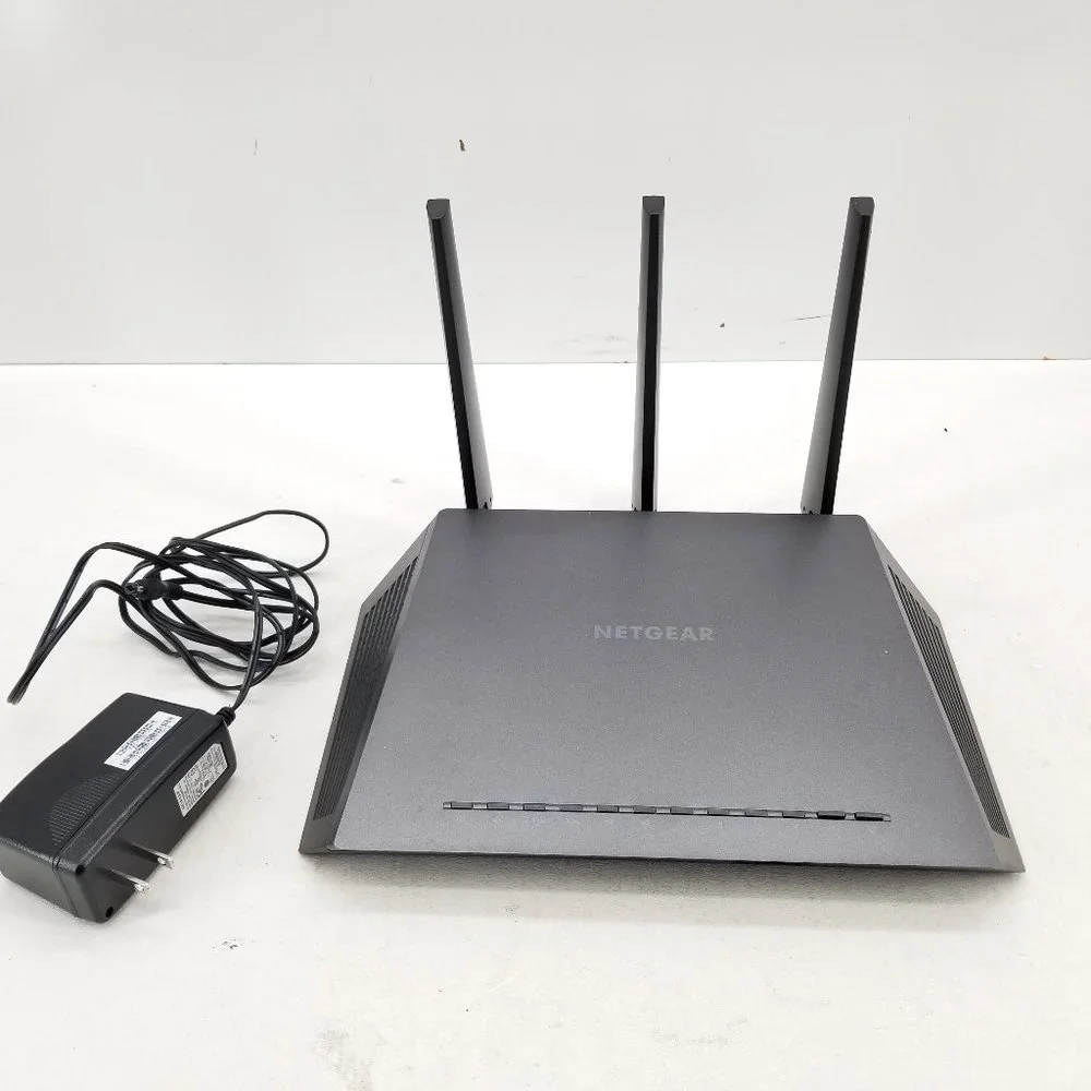 NETGEAR Nighthawk AC2300 Smart Wi-Fi Router (R7000P) - Picture 1 of 6